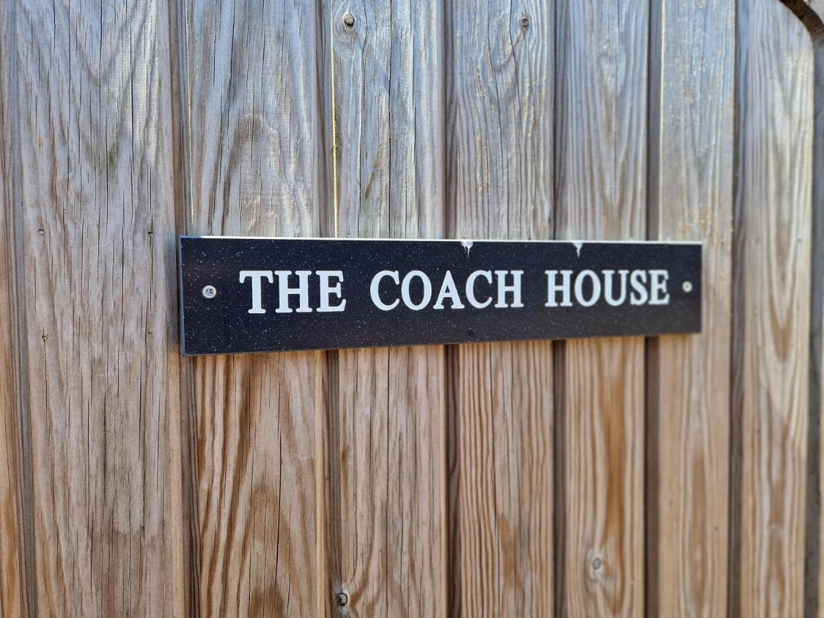 The Coach House Villa Hawkhurst Exterior photo